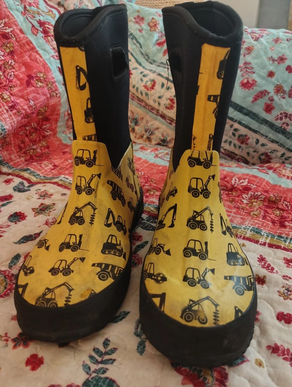 Kids Construction Trucks Yellow Waterproof Neoprene Rubber Rain Boots Pull On 5
